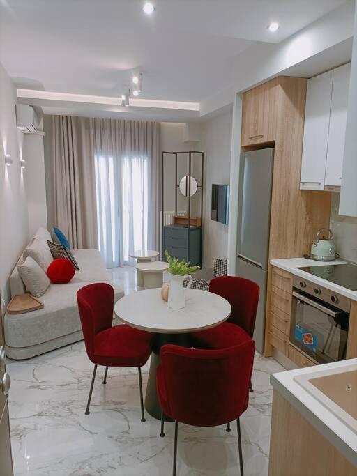 Luxe Boutique With Balcony Selanik